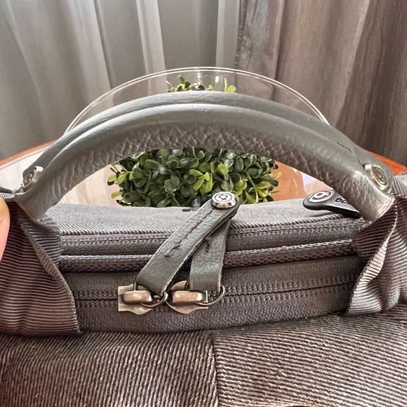 BOOQ Cobra Squeeze MacBook Backpack Gray Good Condition - Picture 6 of 16